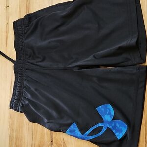 Under Armour Boys Shorts Medium Black With Blue Logo